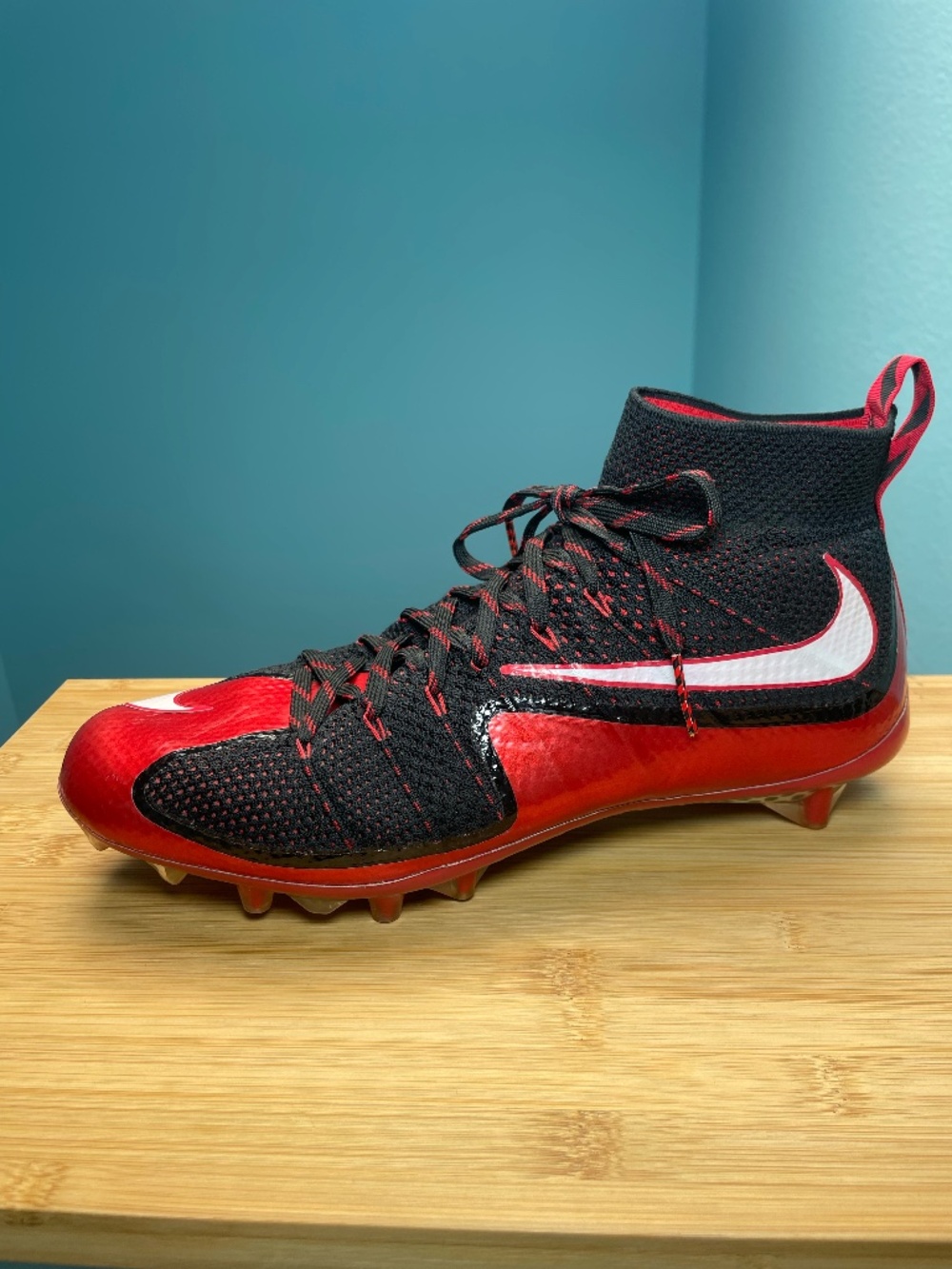 Nike Vapor Untouchable TD Flyknit Football Cleats 11 Black White Red 698833-016
